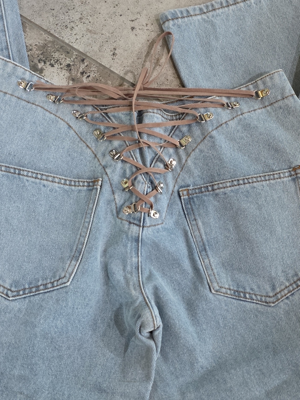 NWT Lioness Totti Light Wash Wide Leg Women’s Jeans - Picture 7 of 8